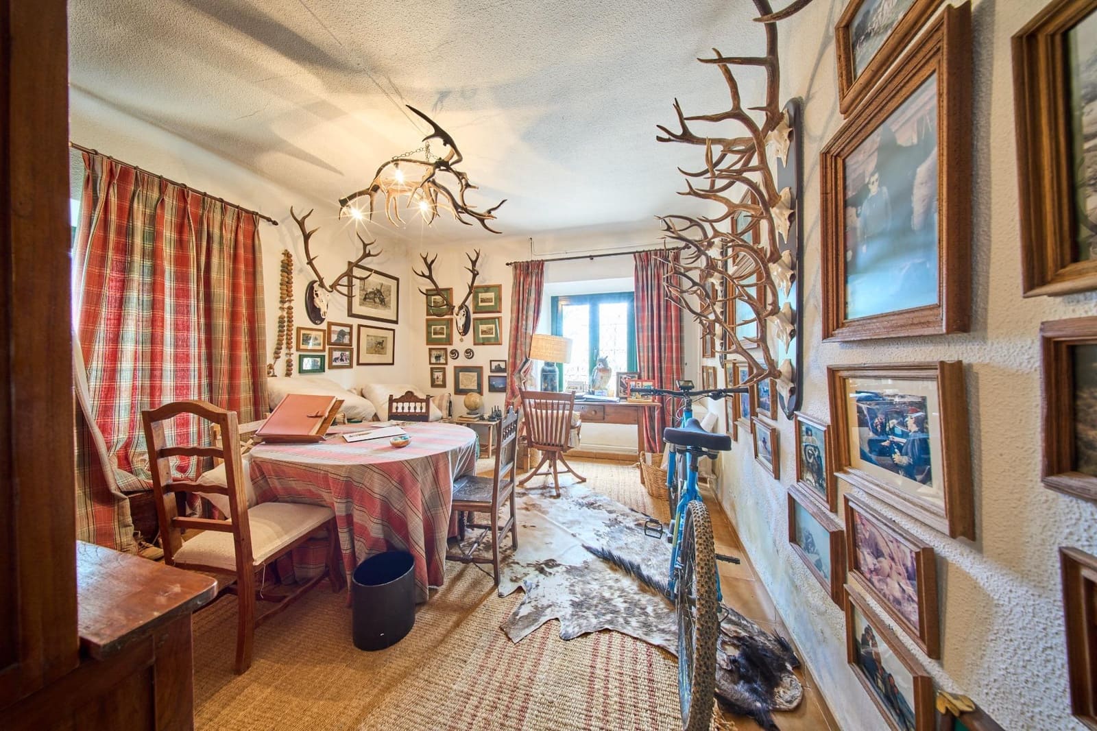 14 soverom Finca/Herregård til salgs i Puebla de Don Fadrique med svømmebasseng - € 7 200 000 (Ref: 8986198)