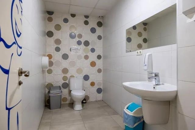 Commercial for sale in Zaidin, Granada city with garage - € 720,000 (Ref: 8999261)