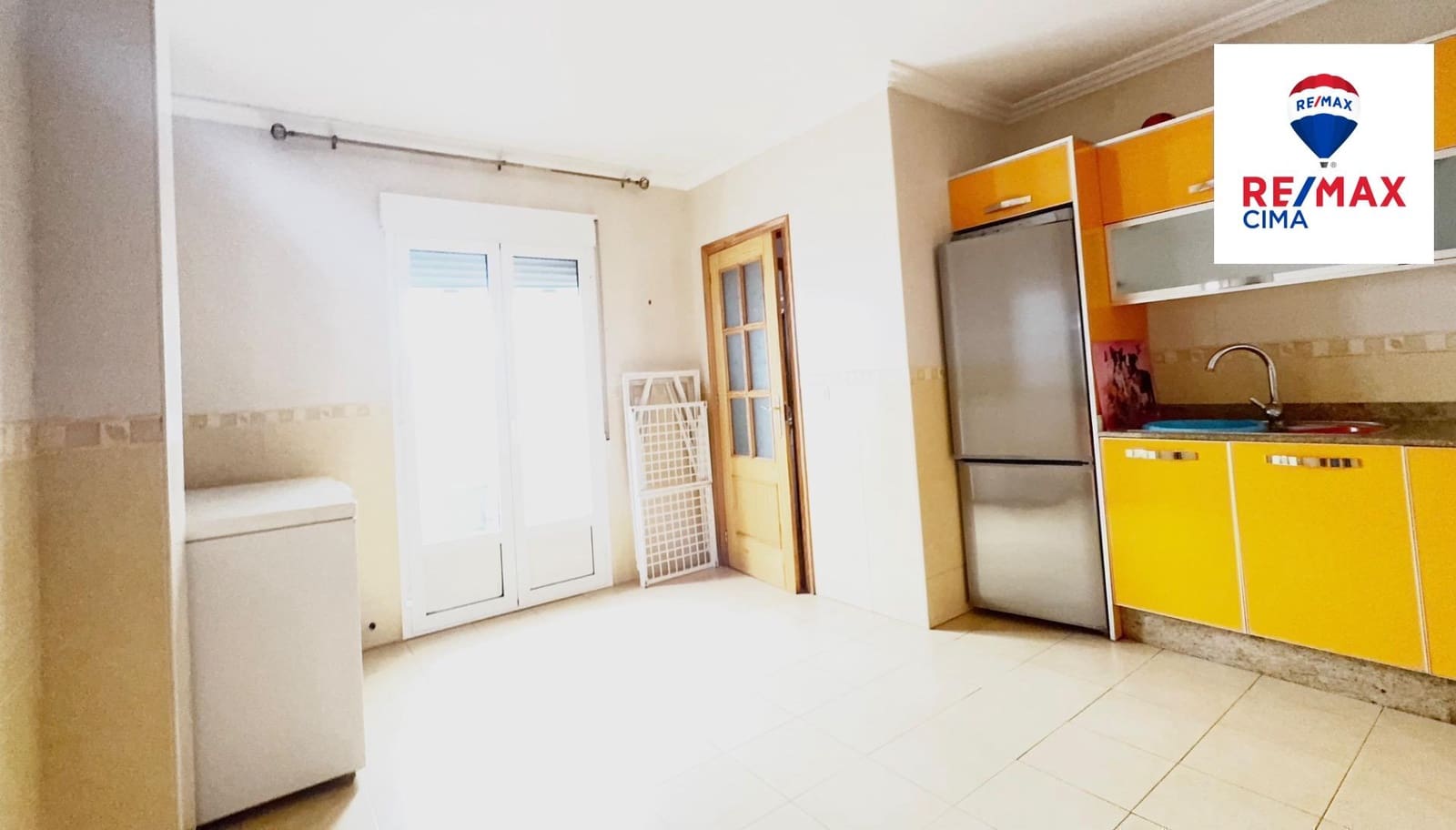 4 makuuhuone Rivitalo myytävänä paikassa Zujar - 135 000 € (Ref: 9001282)