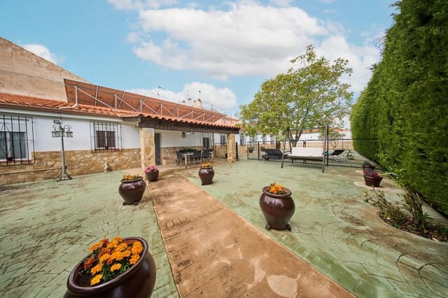 3 sovrum Finca/Hus på landet till salu i Puebla de Don Fadrique med pool garage - 209 990 € (Ref: 9014535)