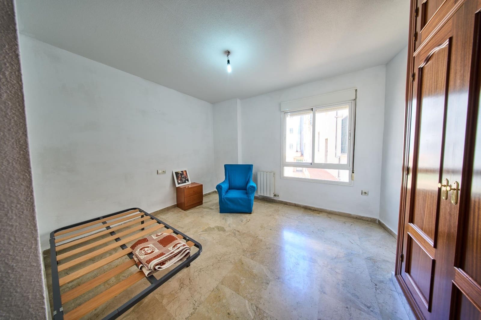 2 soveværelse Lejlighed til leje i Granada by - € 750 (Ref: 9026538)