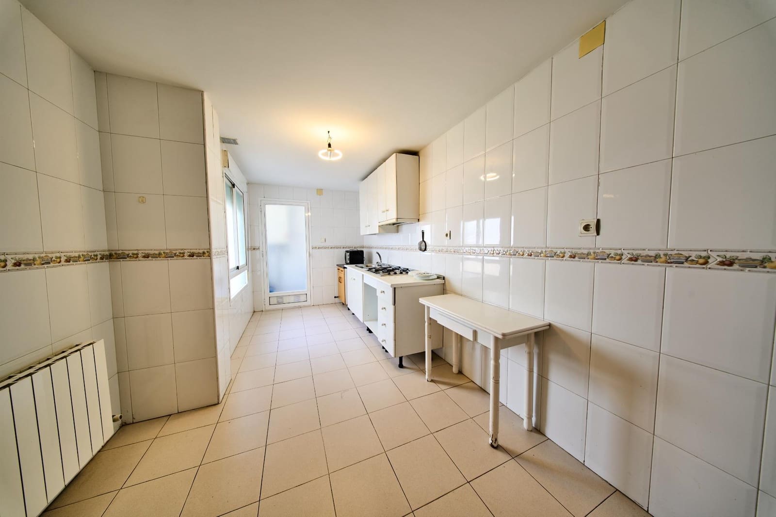 2 soveværelse Lejlighed til leje i Granada by - € 750 (Ref: 9026538)