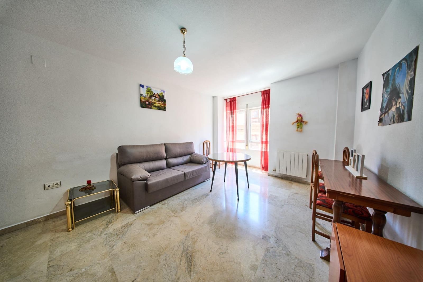 2 soveværelse Lejlighed til leje i Granada by - € 750 (Ref: 9026538)