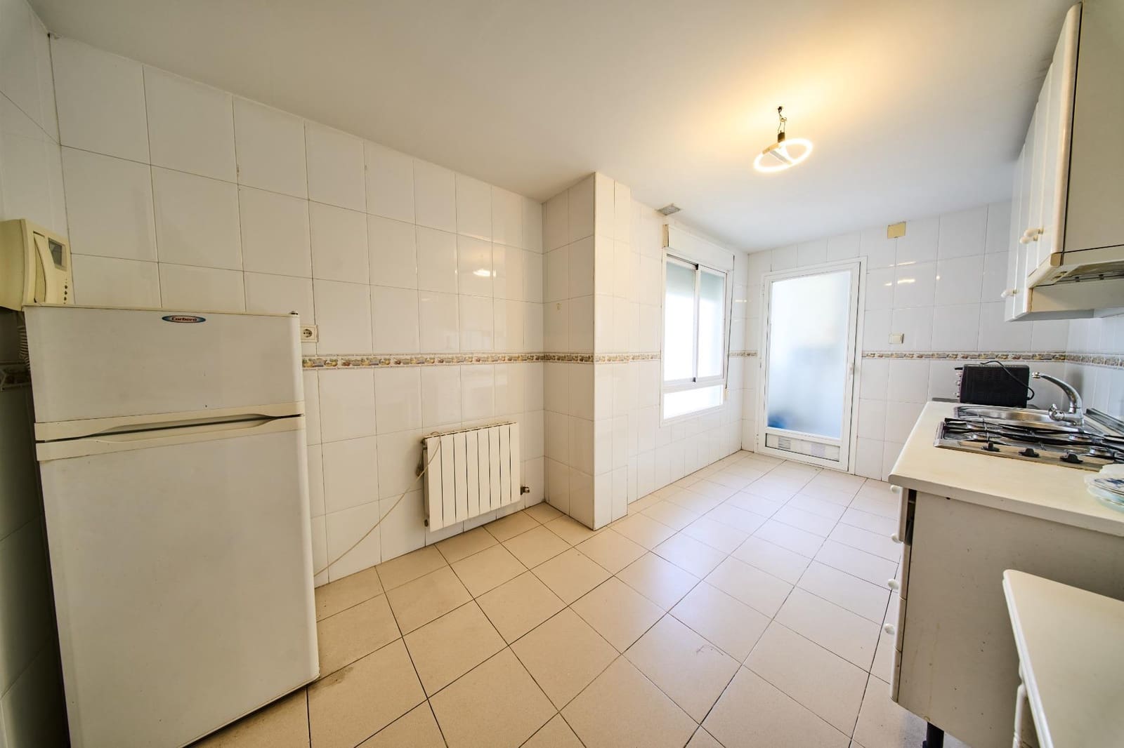 2 soveværelse Lejlighed til leje i Granada by - € 750 (Ref: 9026538)