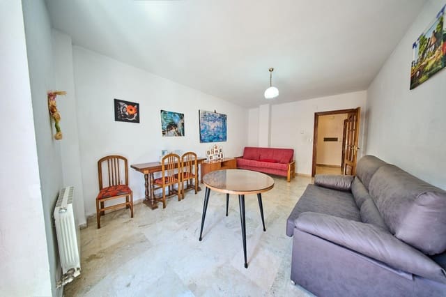 2 soveværelse Lejlighed til leje i Granada by - € 750 (Ref: 9026538)
