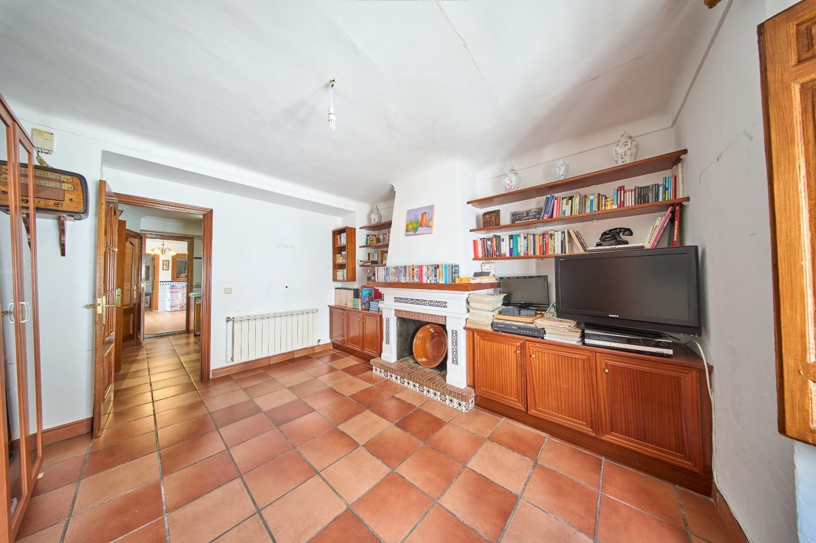 Casa de 9 habitaciones en Alhama de Granada en venta - 200.000 € (Ref: 9035937)