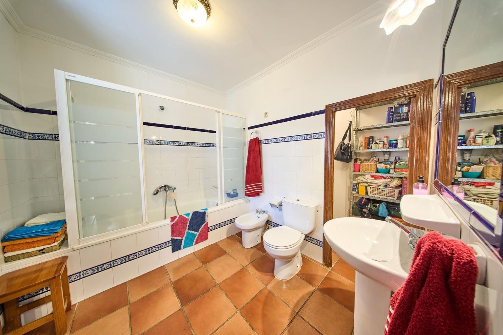 Casa de 9 habitaciones en Alhama de Granada en venta - 200.000 € (Ref: 9035937)