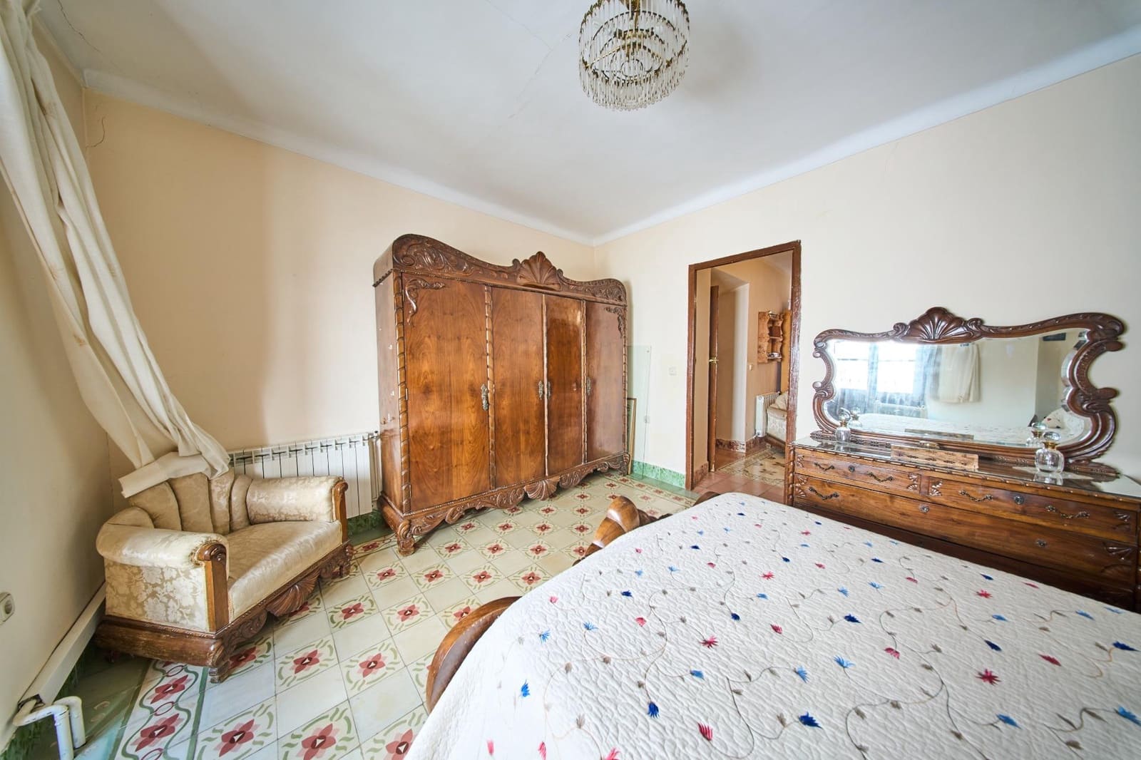 Casa de 9 habitaciones en Alhama de Granada en venta - 200.000 € (Ref: 9035937)