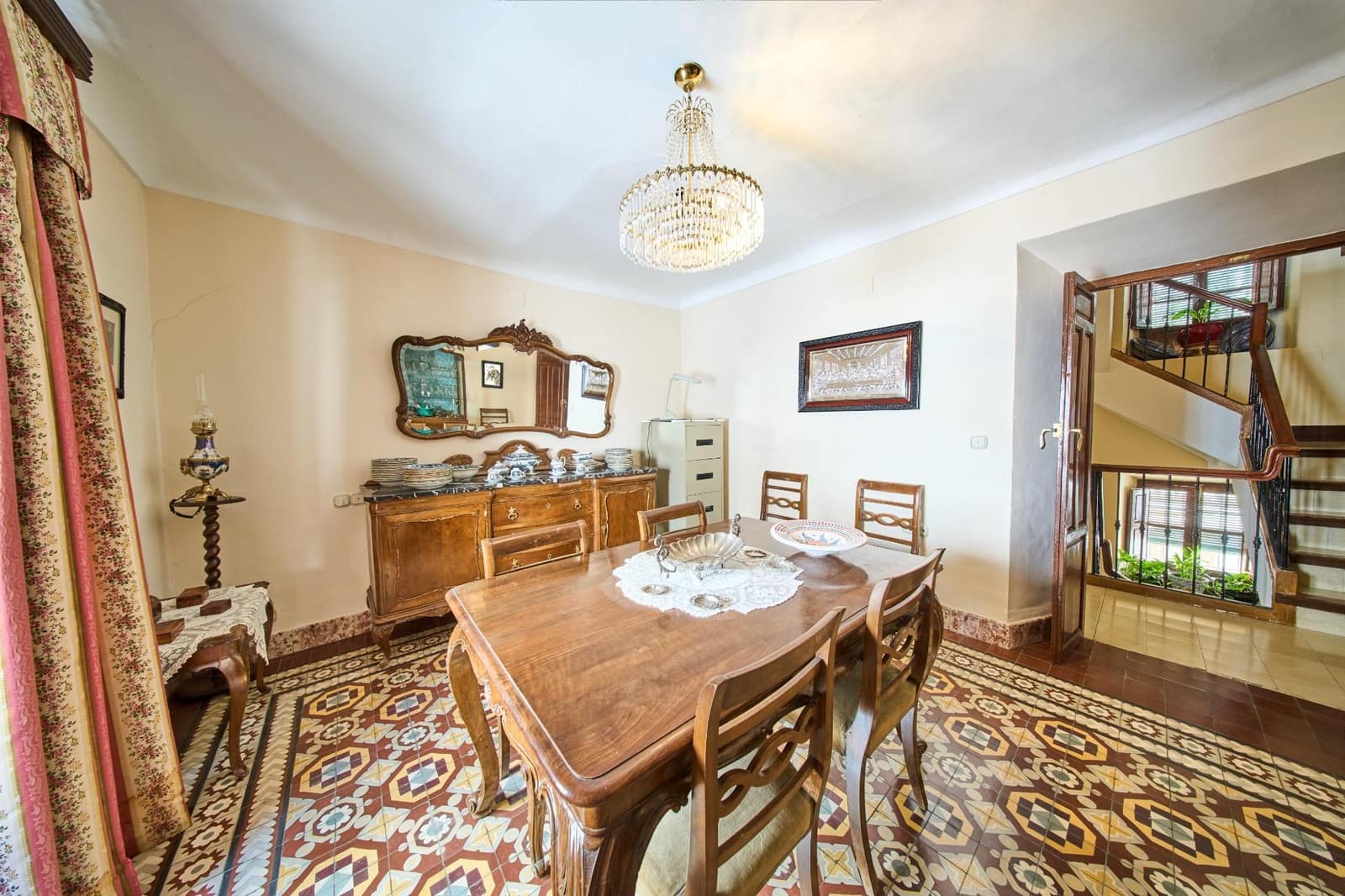 Casa de 9 habitaciones en Alhama de Granada en venta - 200.000 € (Ref: 9035937)