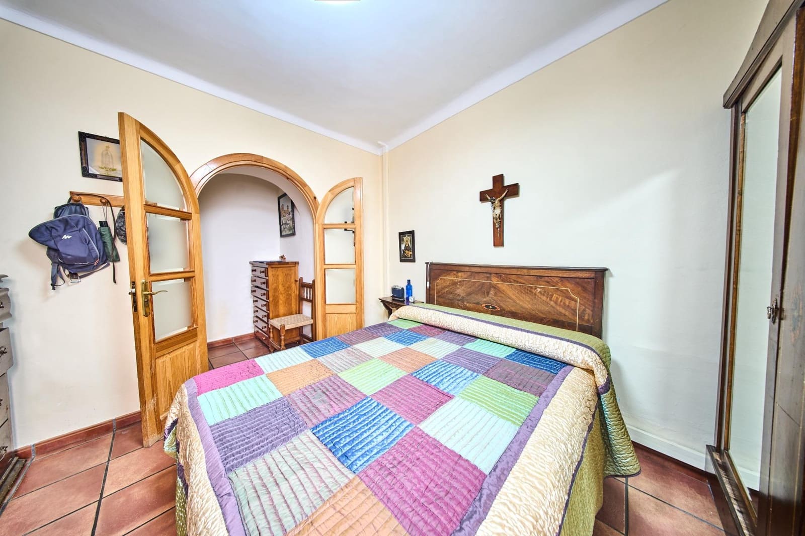 Casa de 9 habitaciones en Alhama de Granada en venta - 200.000 € (Ref: 9035937)