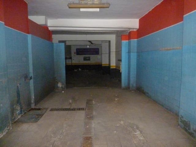 Yritys vuokrattavana paikassa Camino de Ronda - Rosaleda, Granada kaupunki - 1 000 € (Ref: 9049056)