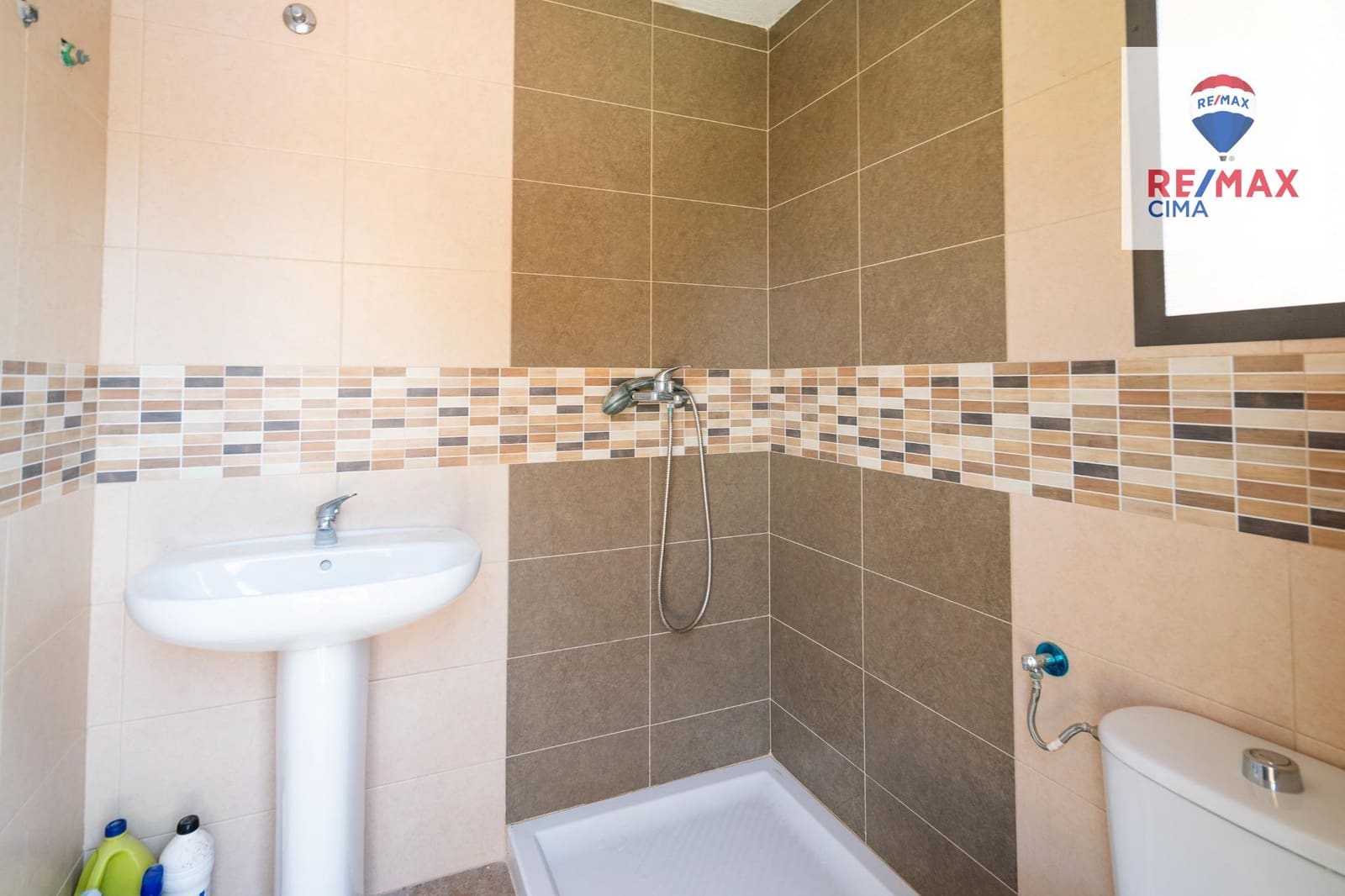 5 camera da letto Villa in vendita in Cortes de Baza con piscina garage - 279.000 € (Rif: 9057776)