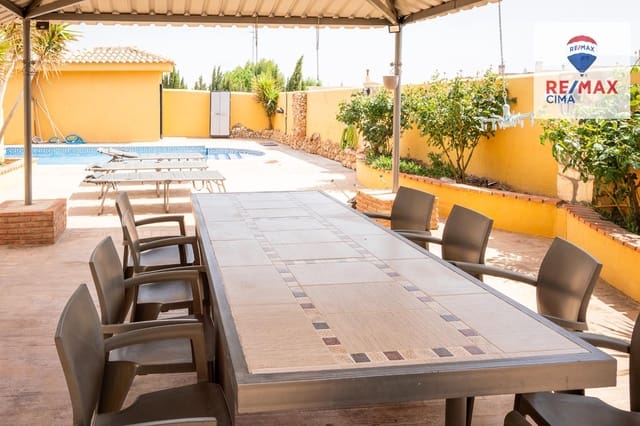 5 quarto Moradia para venda em Cortes de Baza com piscina garagem - 279 000 € (Ref: 9057776)