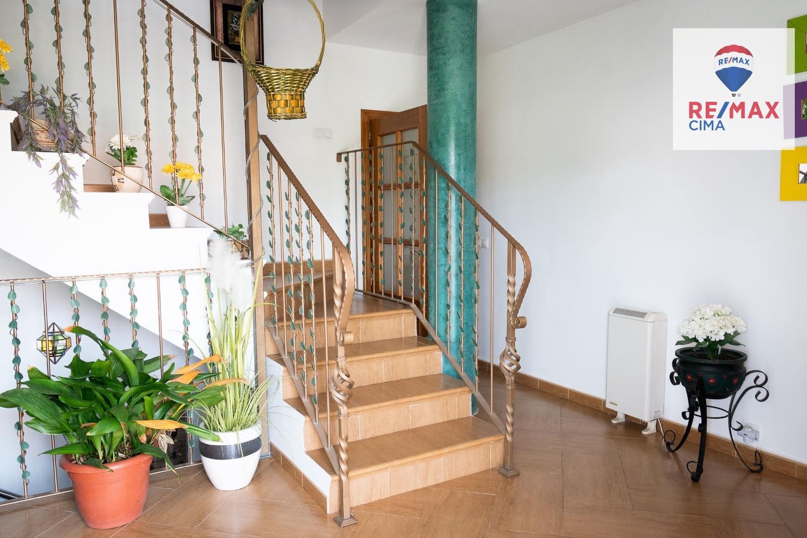 5 camera da letto Villa in vendita in Cortes de Baza con piscina garage - 279.000 € (Rif: 9057776)