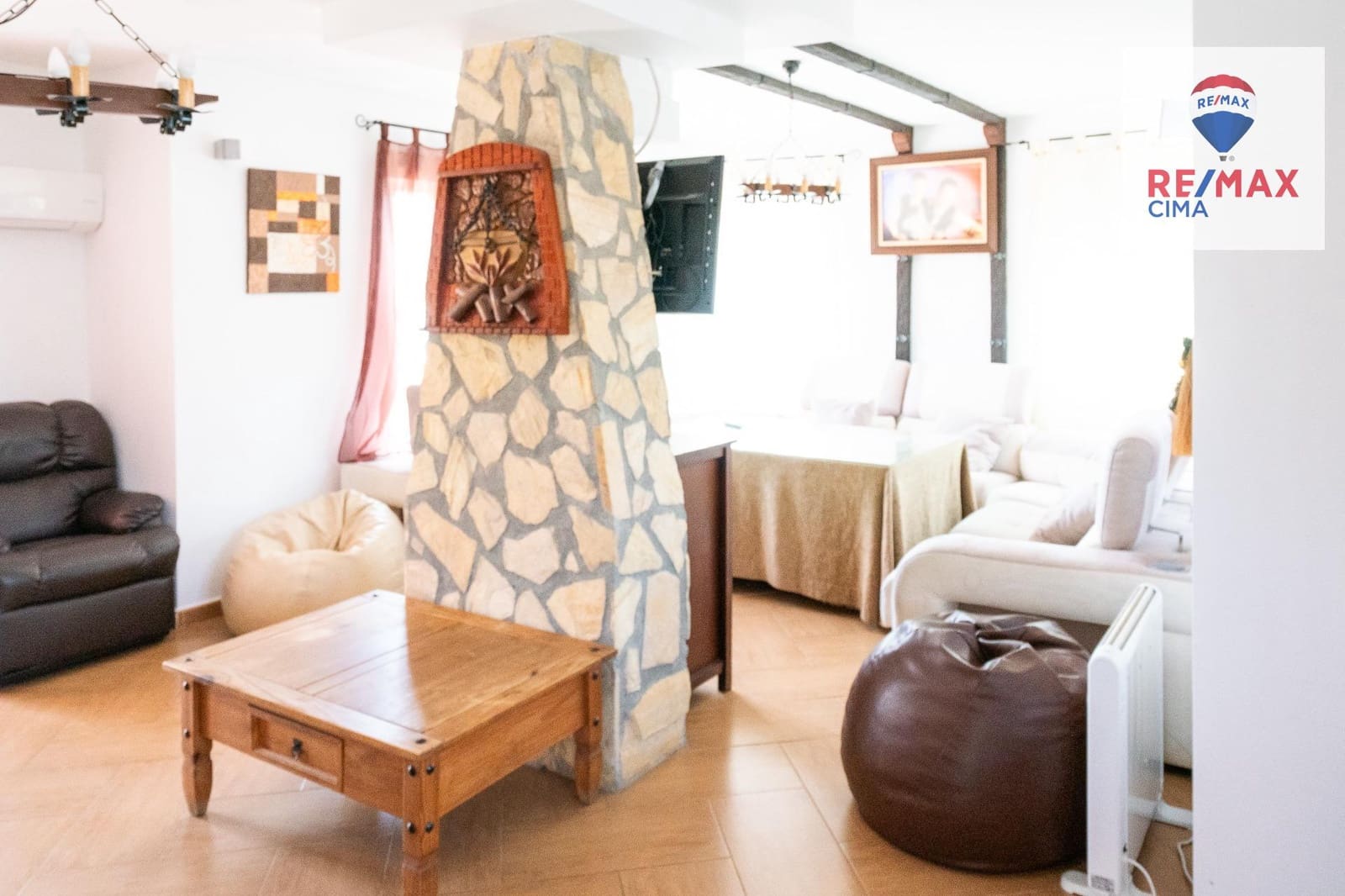 5 camera da letto Villa in vendita in Cortes de Baza con piscina garage - 279.000 € (Rif: 9057776)