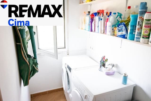 5 soveværelse Villa til salg i Cortes de Baza med swimmingpool garage - € 279.000 (Ref: 9057776)