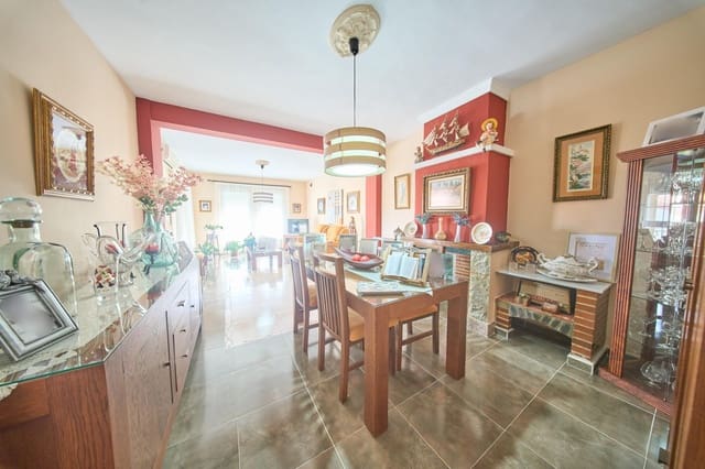 6 chambre Villa/Maison à vendre à Deifontes avec piscine garage - 269 000 € (Ref: 9057777)