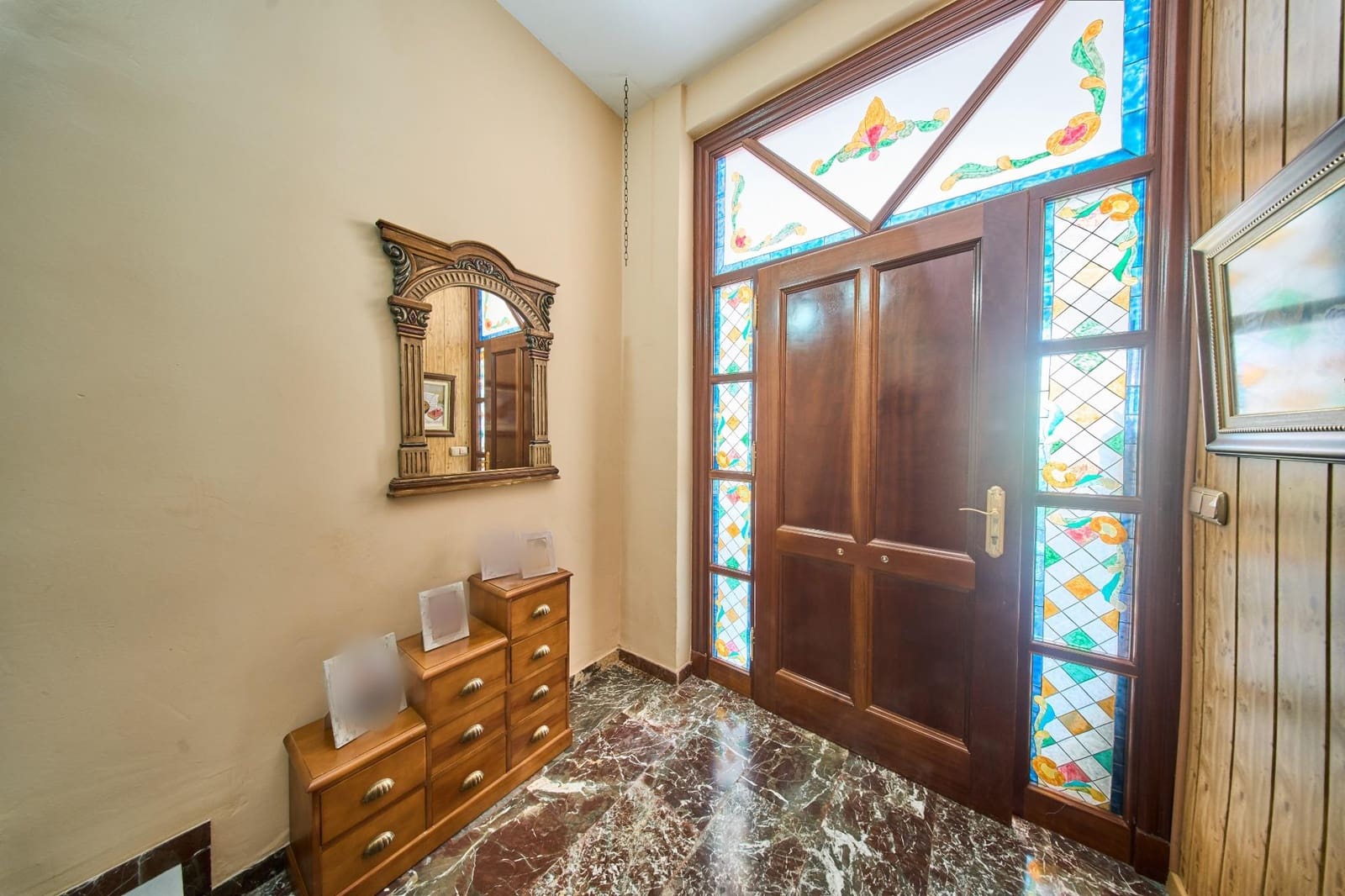 6 bedroom Villa for sale in Deifontes with pool garage - € 266,900 (Ref: 9057777)