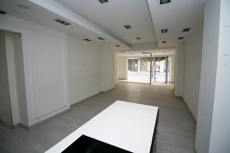 Commerciale da affittare in Granada citta - 3.000 € (Rif: 9059602)