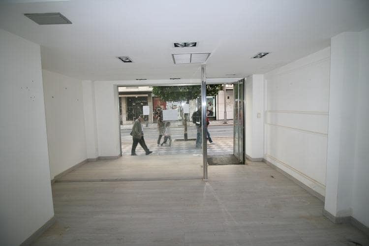 Commerciale da affittare in Granada citta - 3.000 € (Rif: 9059602)