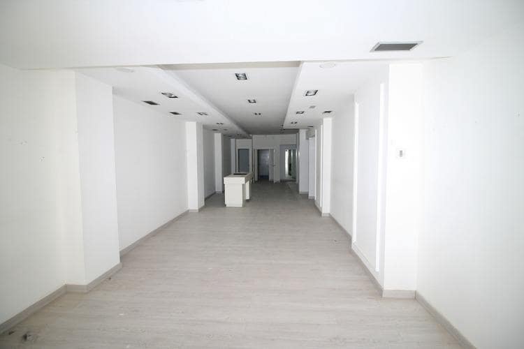 Commerciale da affittare in Granada citta - 3.000 € (Rif: 9059602)