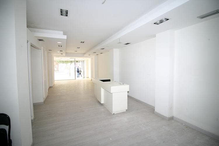 Commerciale da affittare in Granada citta - 3.000 € (Rif: 9059602)