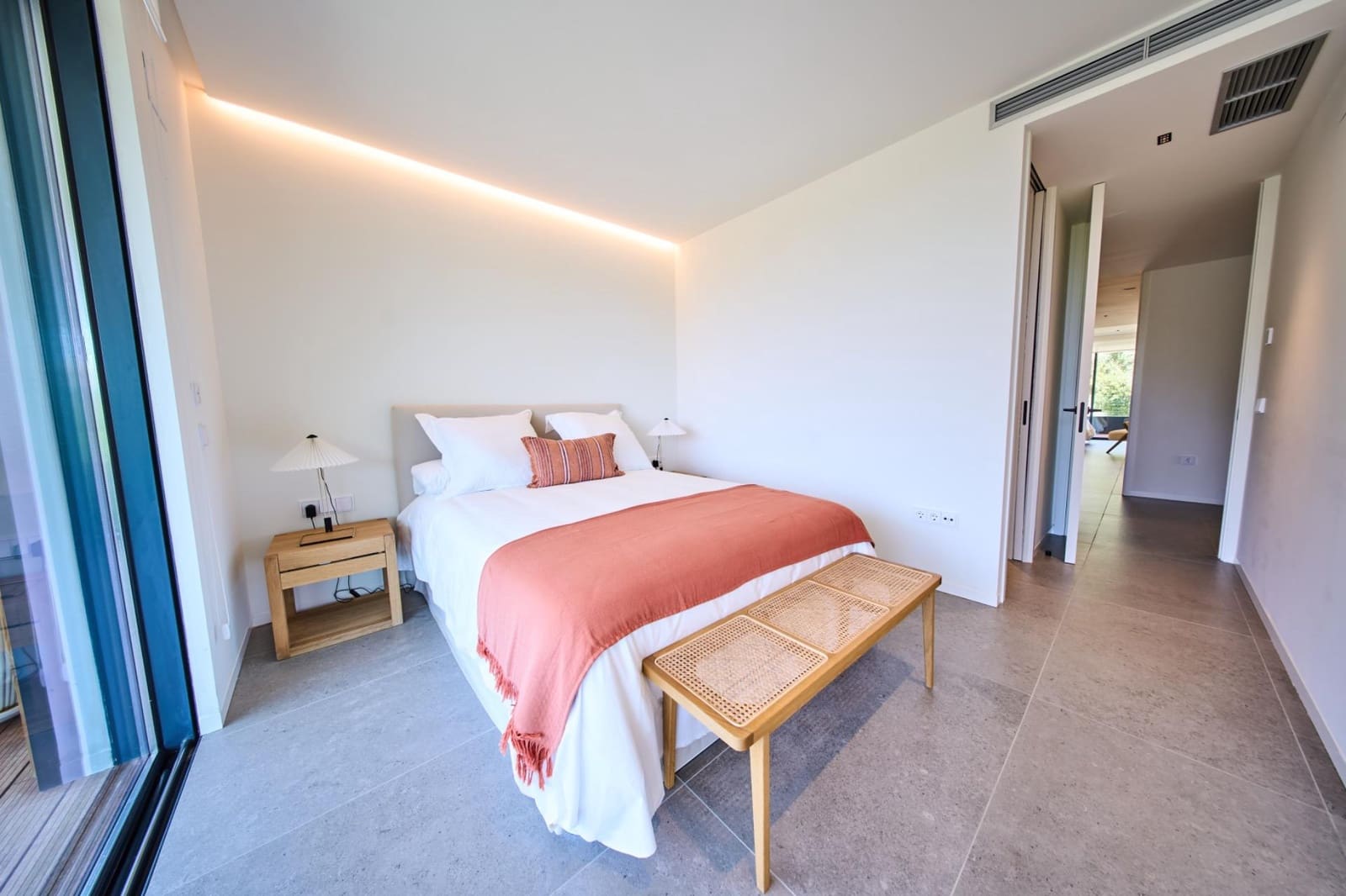 3 soveværelse Lejlighed til salg i Sotogrande med swimmingpool garage - € 950.000 (Ref: 9065391)