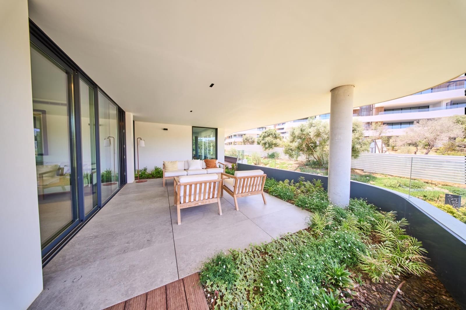 3 soveværelse Lejlighed til salg i Sotogrande med swimmingpool garage - € 950.000 (Ref: 9065391)