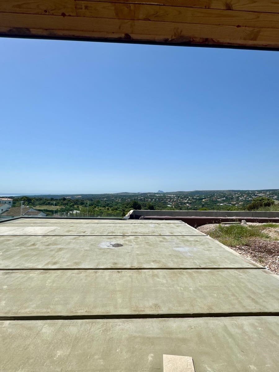 4 soverom Villa til salgs i Sotogrande med svømmebasseng garasje - € 5 800 000 (Ref: 9068963)