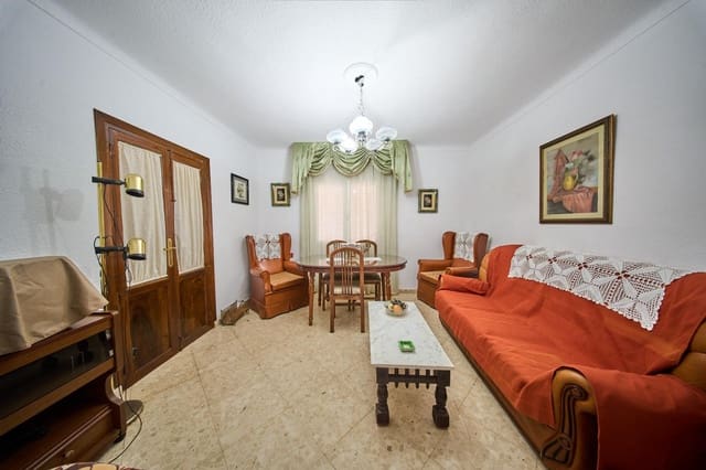 3 soveværelse Byhus til salg i Illora - € 89.900 (Ref: 9085458)