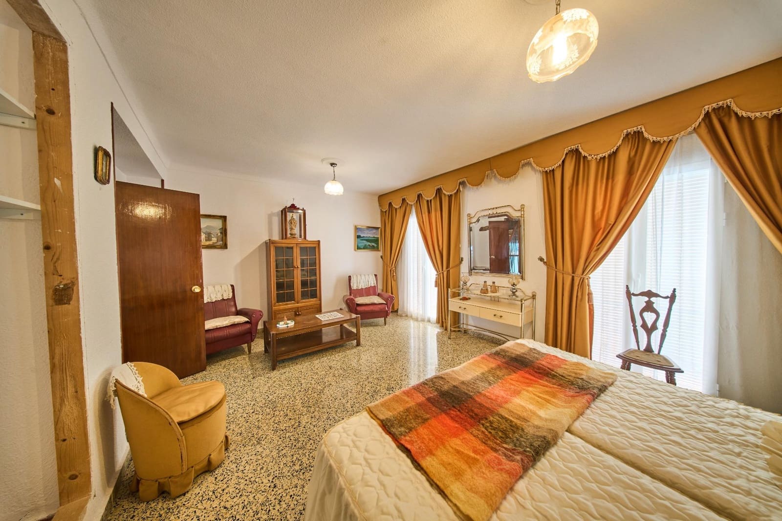 3 soveværelse Byhus til salg i Illora - € 89.900 (Ref: 9085458)