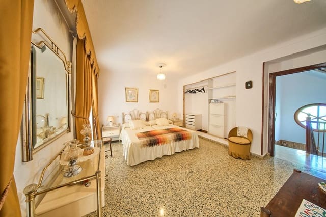 3 soveværelse Byhus til salg i Illora - € 89.900 (Ref: 9085458)