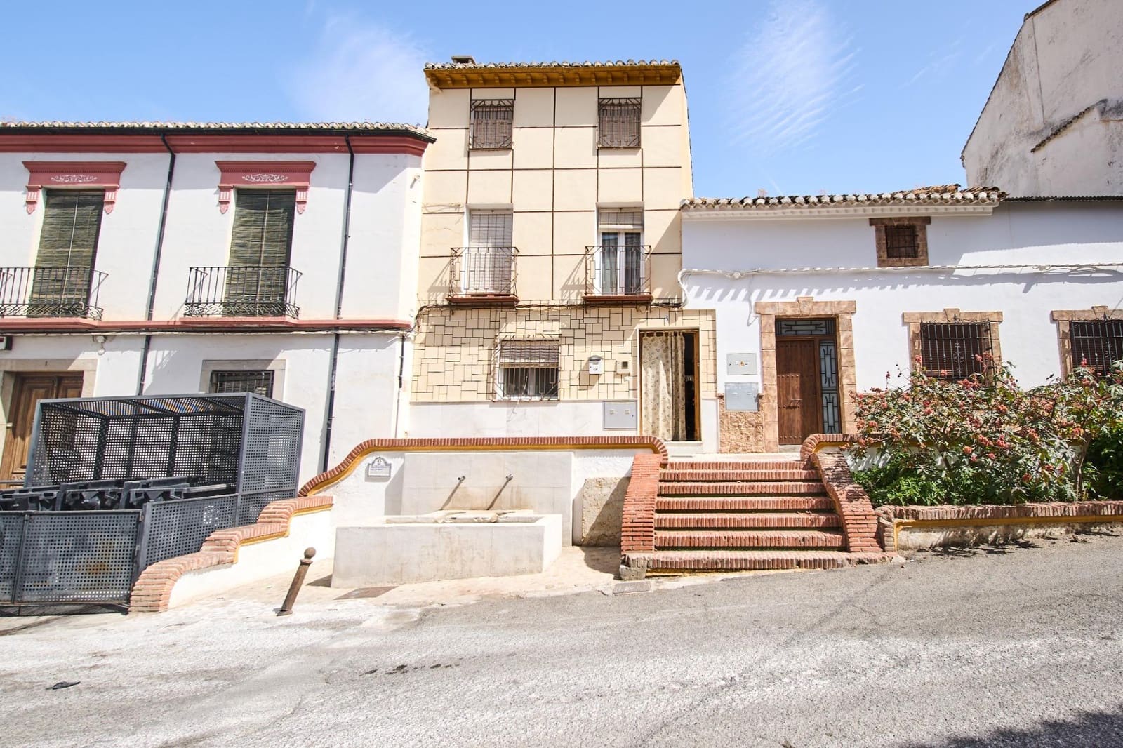 3 soveværelse Byhus til salg i Illora - € 89.900 (Ref: 9085458)