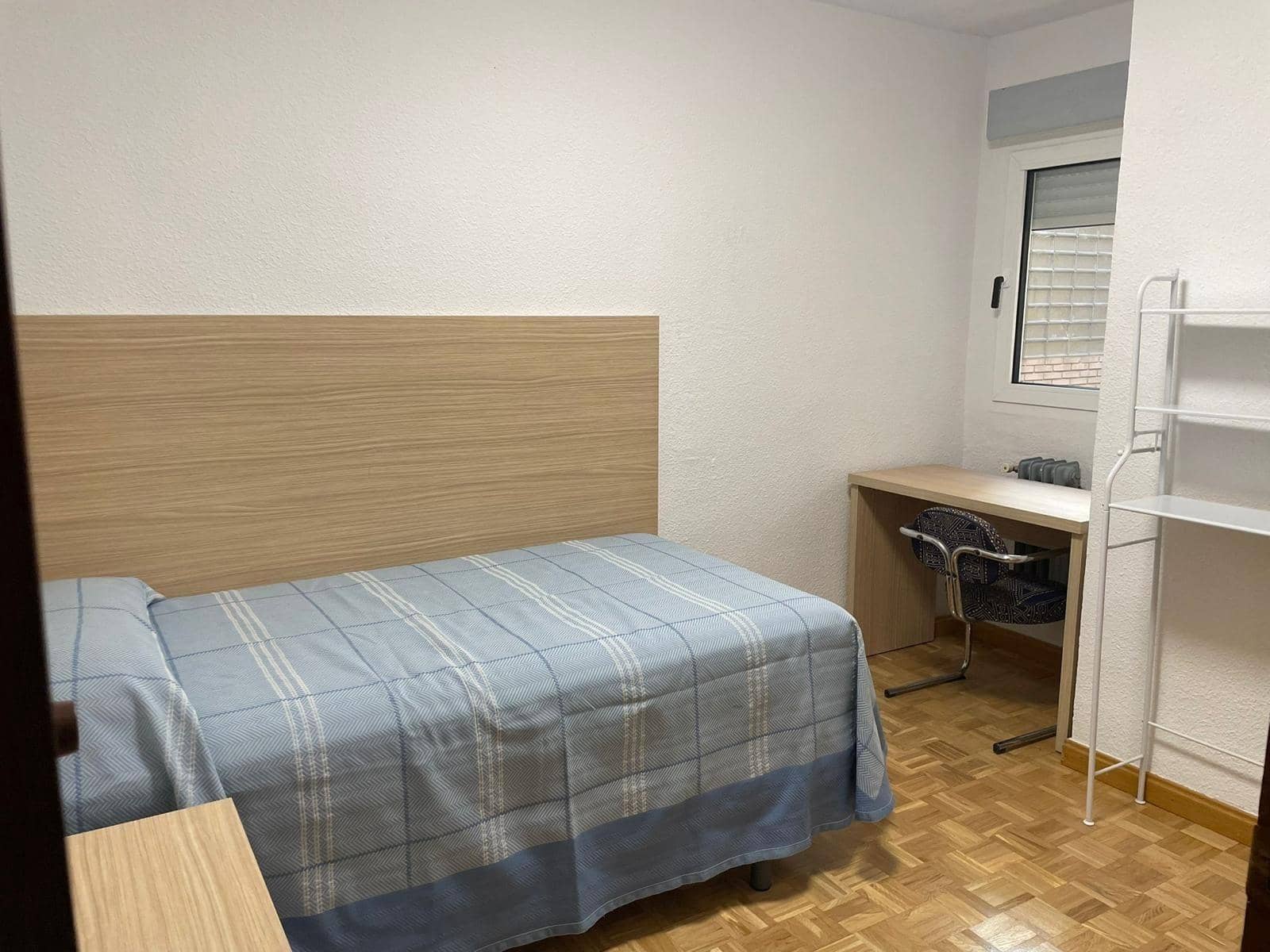 3 camera da letto Appartamento da affittare in Granada citta - 900 € (Rif: 9099286)