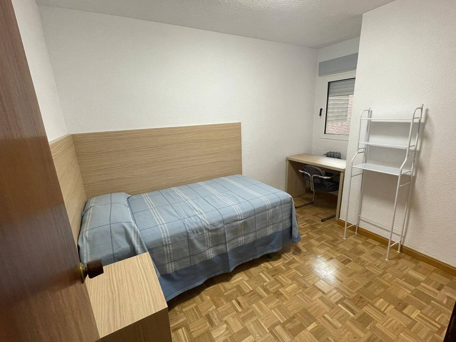 3 camera da letto Appartamento da affittare in Granada citta - 900 € (Rif: 9099286)