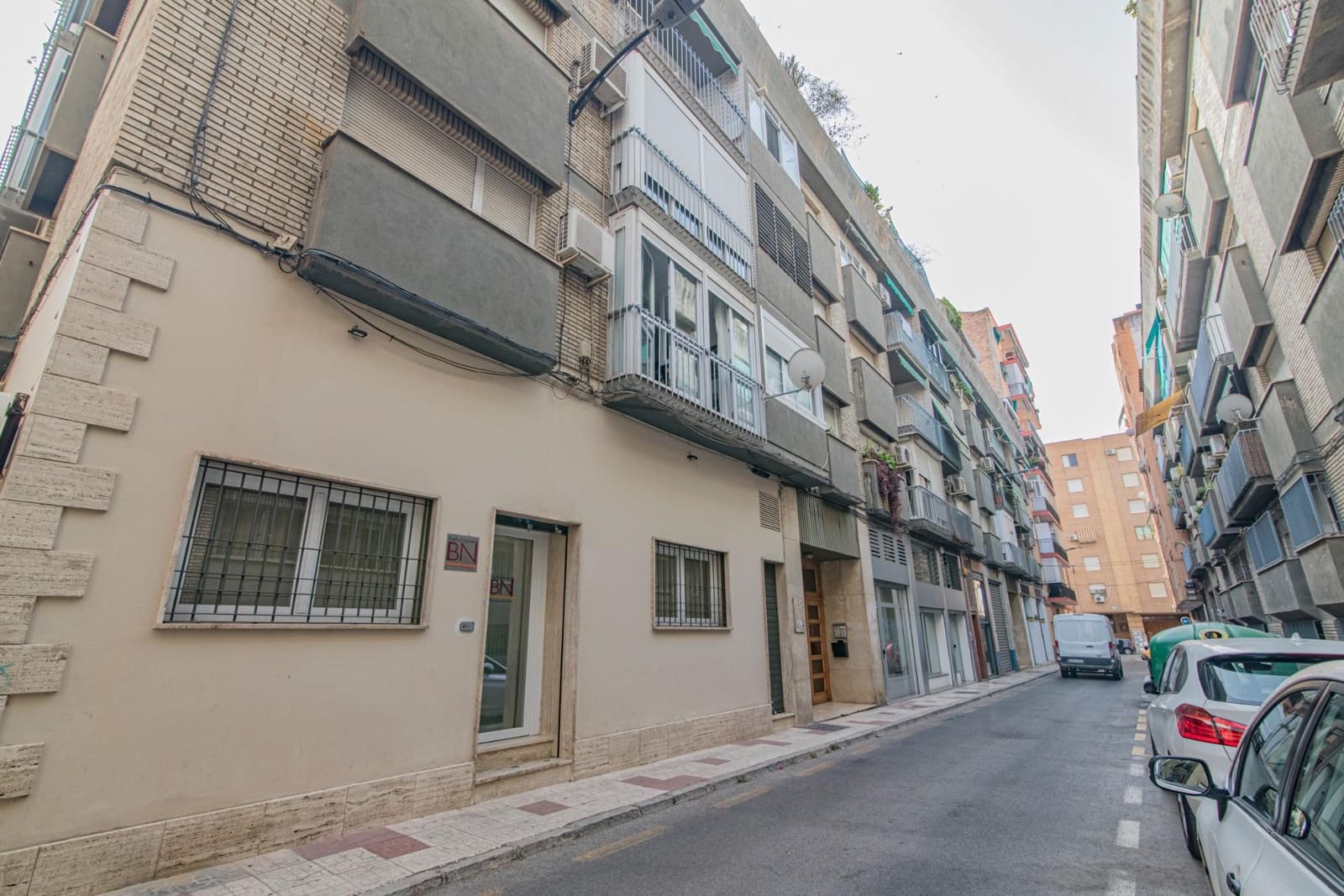 3 camera da letto Appartamento da affittare in Granada citta - 900 € (Rif: 9099286)