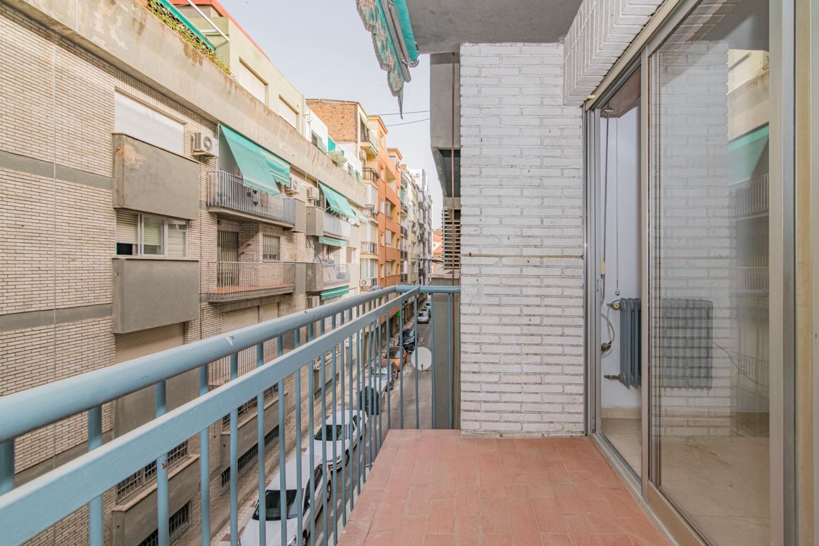 3 camera da letto Appartamento da affittare in Granada citta - 900 € (Rif: 9099286)