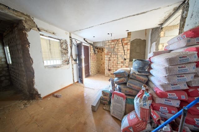 3 soveværelse Rækkehus til salg i Huétor Vega - € 125.000 (Ref: 9104799)