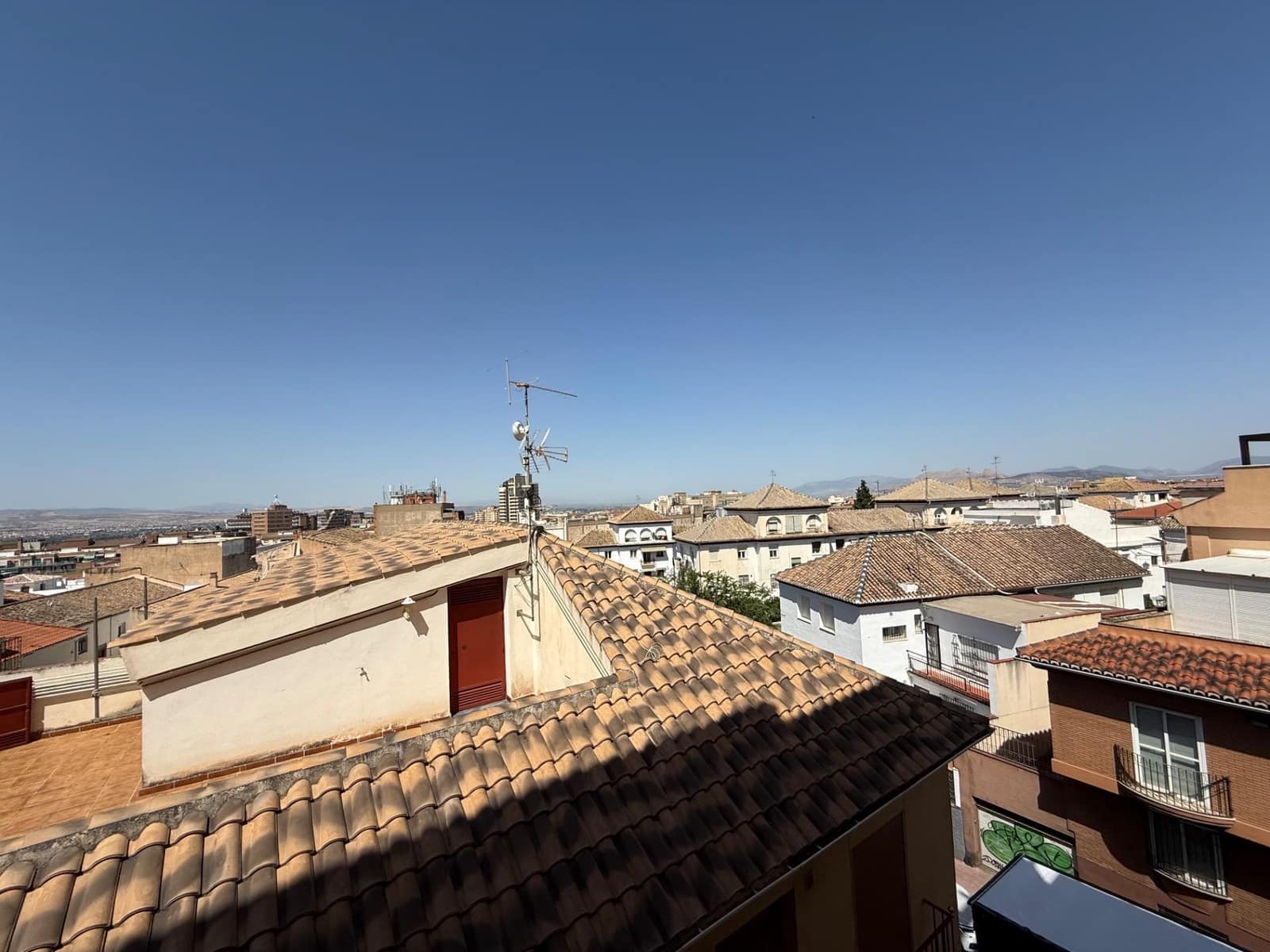 Appartement de 3 chambres à louer à Grenade ville - 1 000 € (Ref: 9106661)