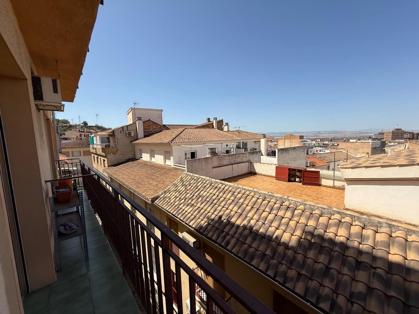Appartement de 3 chambres à louer à Grenade ville - 1 000 € (Ref: 9106661)
