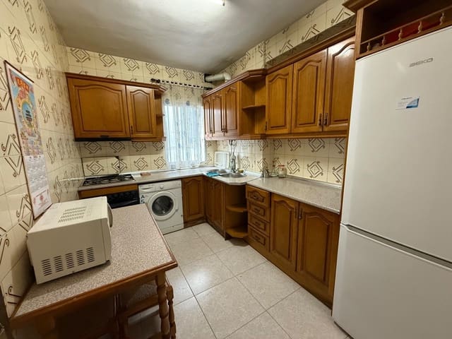 Appartement de 3 chambres à louer à Albaicin, Grenade ville - 1 000 € (Ref: 9106661)
