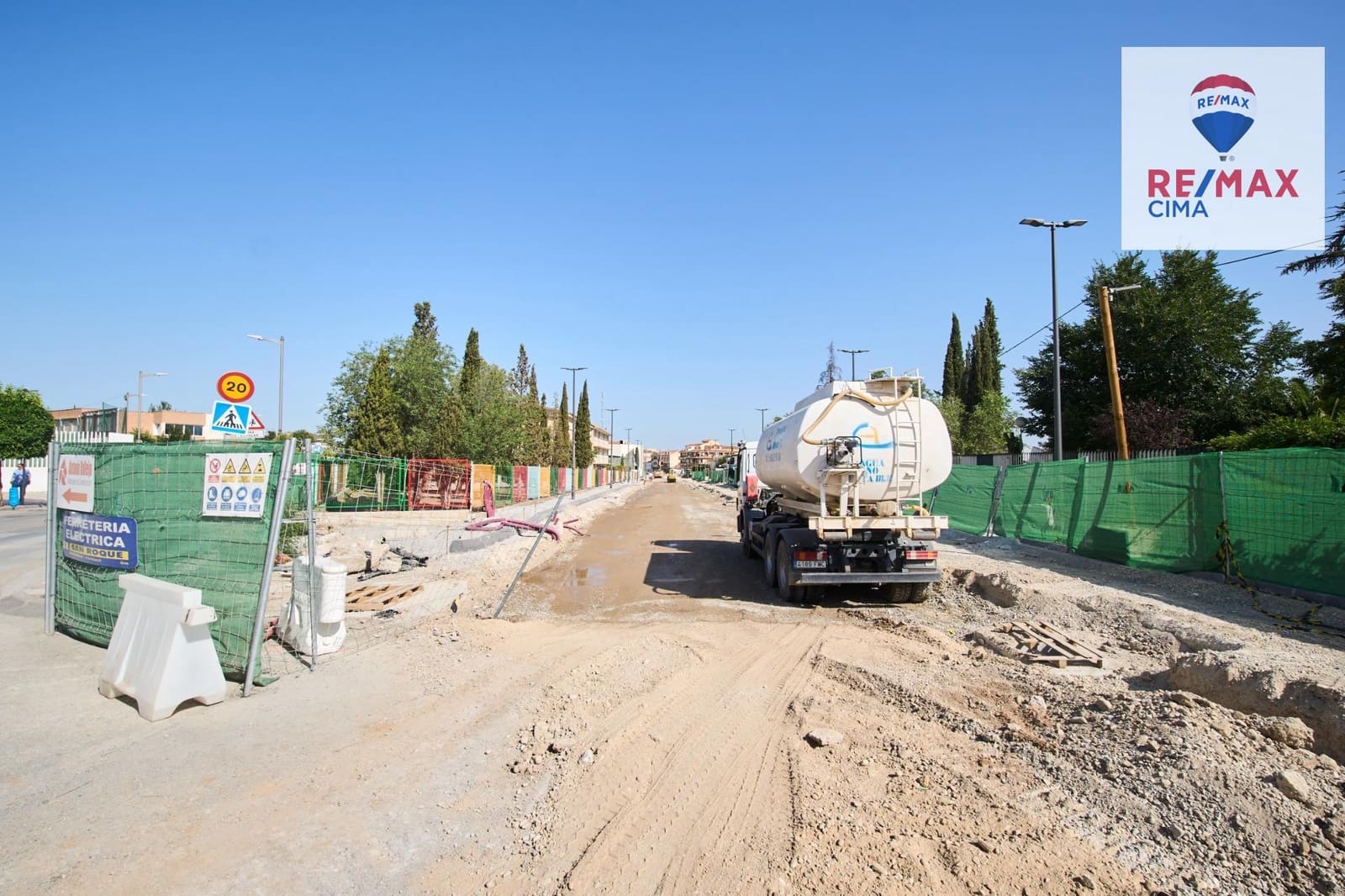 Byggetomt til salgs i Churriana de la Vega - € 65 000 (Ref: 9108889)