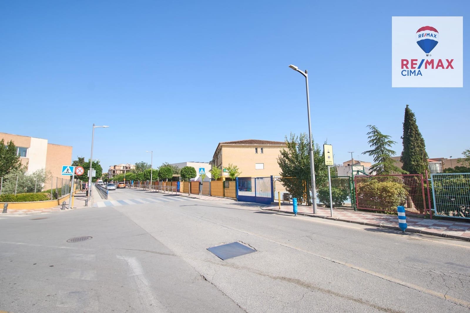 Działka budowlana na sprzedaż w Churriana de la Vega - 65 000 € (Ref: 9108889)