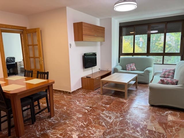 4 Zimmer Wohnung zu vermieten in Pajaritos - Plaza de Toros, Granada Stadt - 1.280 € (Ref: 9110498)