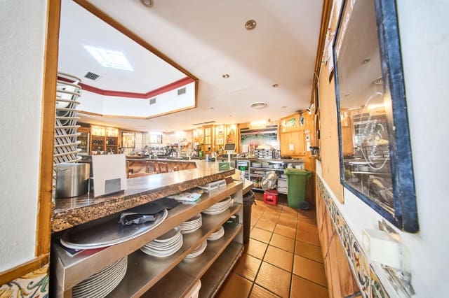 Erhverv til salg i Pinos Puente - € 129.900 (Ref: 9116286)