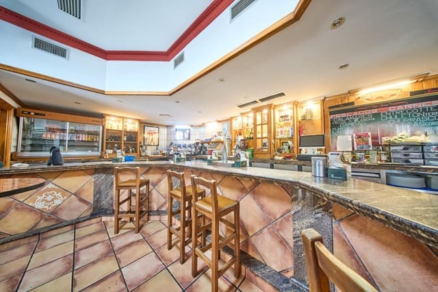 Erhverv til salg i Pinos Puente - € 129.900 (Ref: 9116286)