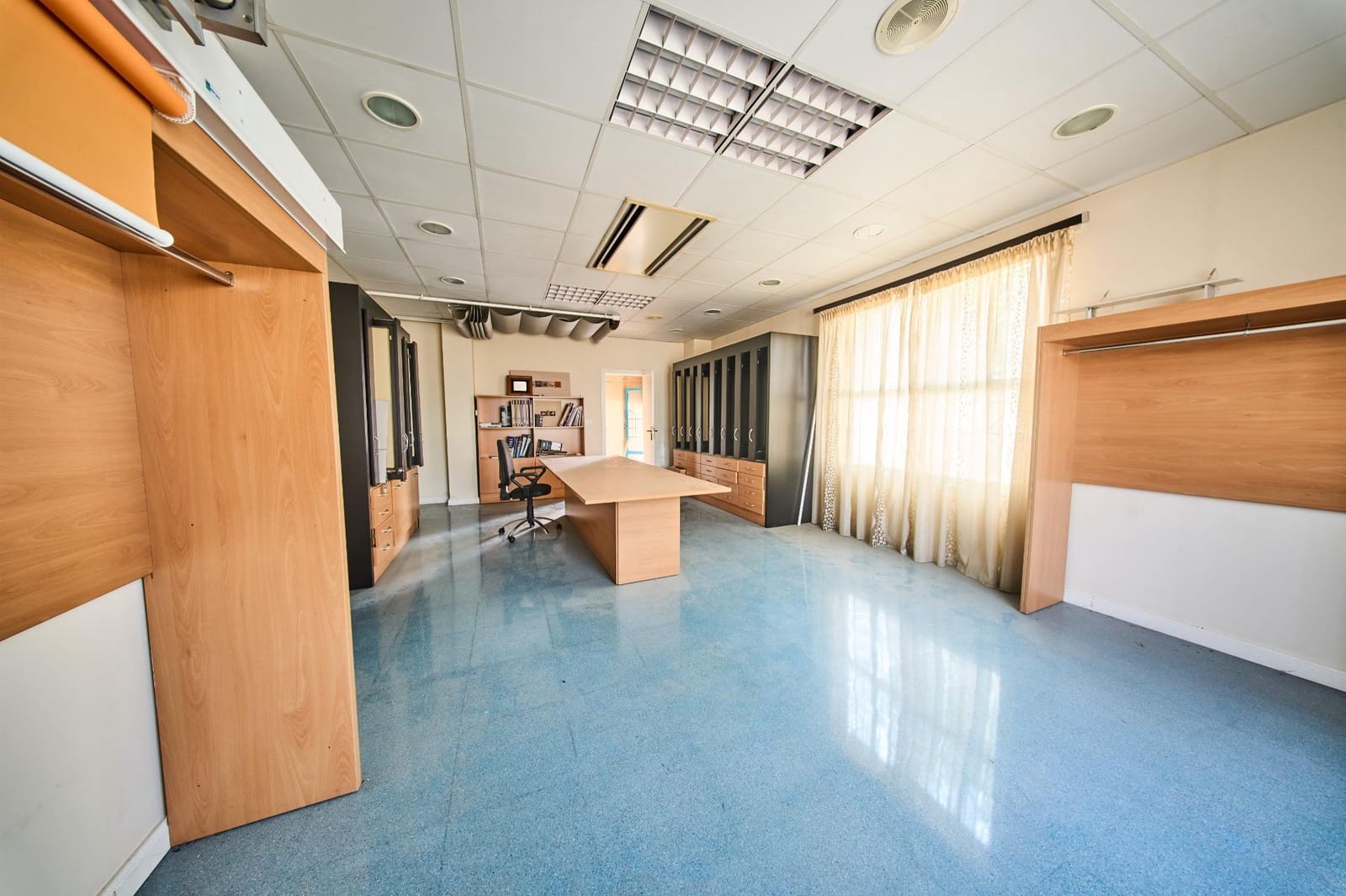10 bedroom Business for sale in Alhendin - € 1,200,000 (Ref: 9118890)