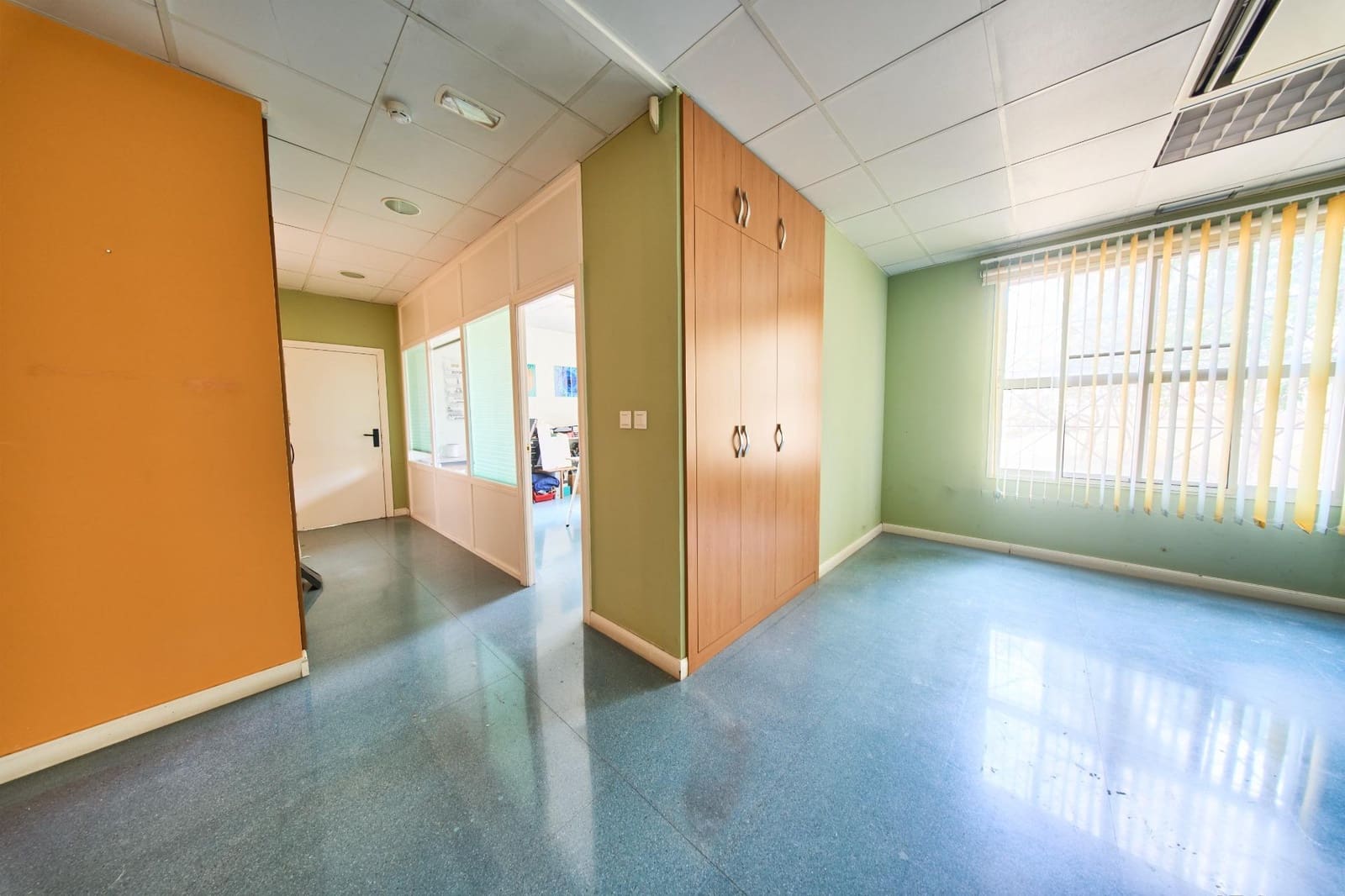 10 bedroom Business for sale in Alhendin - € 1,200,000 (Ref: 9118890)