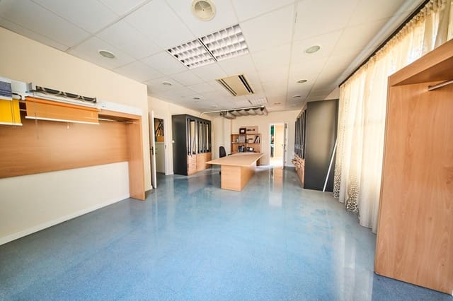 10 soveværelse Virksomhed til salg i Alhendín - € 1.200.000 (Ref: 9118890)