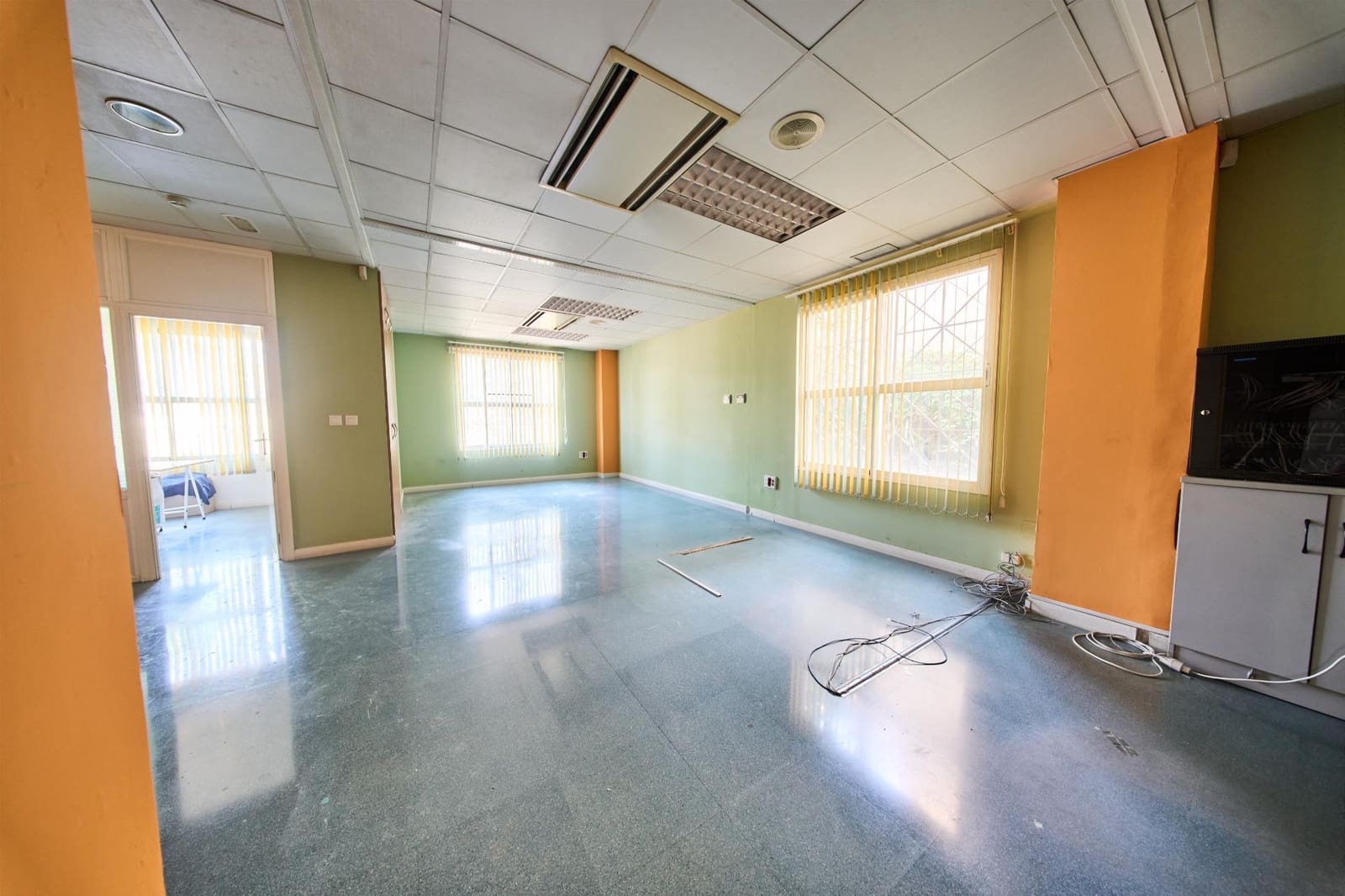 10 bedroom Business for sale in Alhendin - € 1,200,000 (Ref: 9118890)